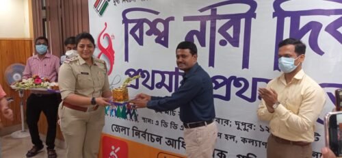 जिले में 450 महिला बूथ
