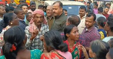 ভিন রাজ্যে কাজে গিয়ে মৃত পরিযায়ী শ্রমিক, খুনের অভিযোগে দেহ আটকে বিক্ষোভ পরিবারের,