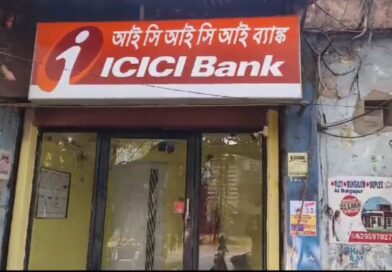 ICICI ATM से पकड़ाये दो संदिग्ध