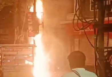 আসানসোলের জিটি রোডে বৈদ্যুতিক বক্সে আগুন, চাঞ্চল্য