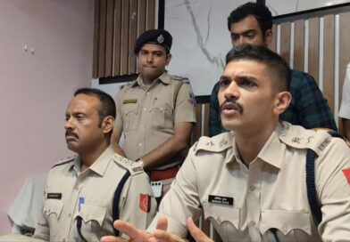 Durgapur : प्यार के जाल में फंसाकर शिक्षिका से धोखाधड़ी, फर्जी सैन्यकर्मी गिरफ्तार
