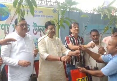 আসানসোল পৌর নিগমের উদ্যোগে অরণ্য সপ্তাহ পালন, গাছের চারা বিলি