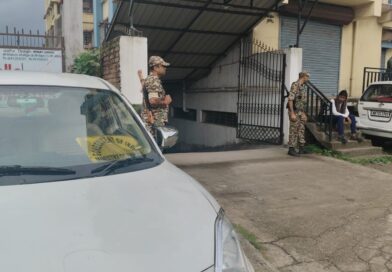 IT RAID : कारोबारी के ठिकानों पर दबिश, घंटों जांच