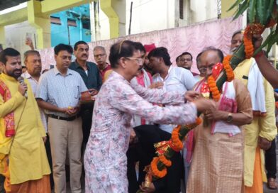 বার্নপুরে এবি টাইপ দুর্গাপুজোর খুঁটি পূজো