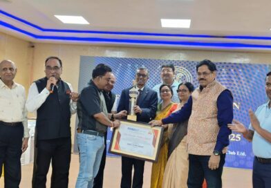 আসানসোলে ফসবেকির ” এ্যানুয়াল এক্সলেন্সি এওয়ার্ড “, ” বঙ্গ রত্ন ” সম্মানে ভূষিত বন্ধন গ্রুপের চেয়ারম্যান