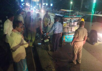Asansol: मिनी बस और बाइक की आमने -सामने की टक्कर, गंभीर