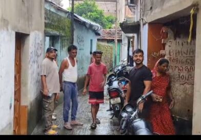সিসি ক্যামেরায় ধরা পড়ে চোরের কীর্তি
