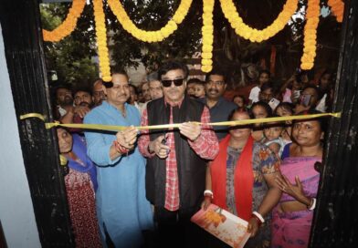 আসানসোলে ডেপুটি মেয়রের ওয়ার্ডে এমপি ফান্ডে তৈরি কমিউনিটি হল, উদ্বোধনে সাংসদ ও মন্ত্রী