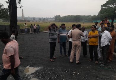 রাস্তা তৈরিতে বন দপ্তরের বাধা দেওয়ার অভিযোগ, ক্ষুব্ধ বাসিন্দাদের অবরোধ, বিক্ষোভ