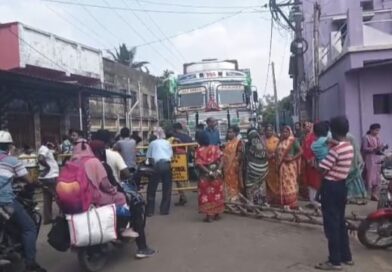 पानी की मांग पर नागरिकों ने जाम की सड़क