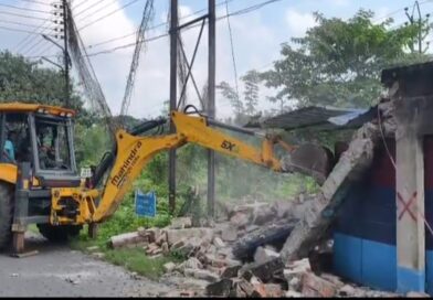 দুর্গাপুরে সরকারি জমিতে অবৈধ নির্মাণ ভাঙ্গার অভিযান শুরু, কলকাতা হাইকোর্টের নির্দেশ