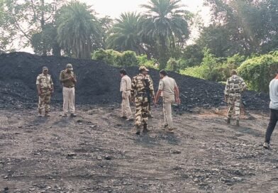 প্রচুর পরিমাণে অবৈধ কয়লা বাজেয়াপ্ত করলো সিআইএসএফ