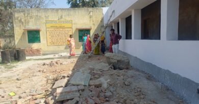 বার্নপুরে স্কুল তৈরি বন্ধ করলেন এলাকার বাসিন্দারা, নিম্নমানের কাজের অভিযোগ