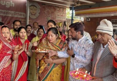 सृष्टिनगरवासियों द्वारा निशान शोभायात्रा का आयोजन, जय श्रीश्याम से गूंजा शहर