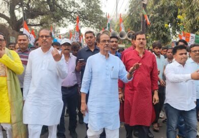 Moloy Ghatak का दावा‌ BJP को 30 से अधिक सीट नहीं