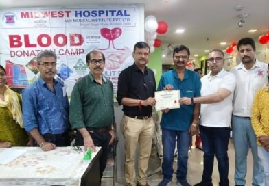 আসানসোলে মিডওয়েস্ট হাসপাতালের উদ্যোগে রক্তদান শিবির