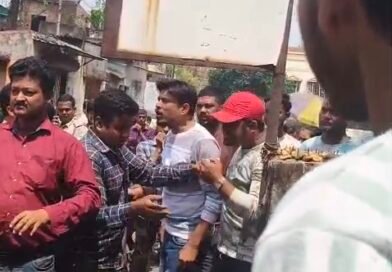 दुर्गापुर में दीवार लेखन हटाने को लेकर बवाल, चुनाव कर्मियों से मारपीट का आरोप