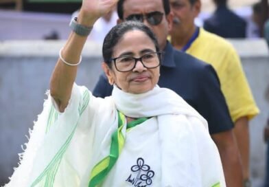 এসআইআর ও গ্যাস নিয়ে কমিশন ও বিজেপিকে আক্রমণ, এবারে কৌরবদের সঙ্গে পান্ডবদের লড়াই, দক্ষিণবঙ্গে ২৬ র প্রচার শুরু মমতা বন্দ্যোপাধ্যায়ের