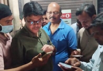 আসানসোলের একাধিক এলপিজি ডিস্ট্রিবিউটরে হানা পুলিশ ও প্রশাসনের আধিকারিকদের