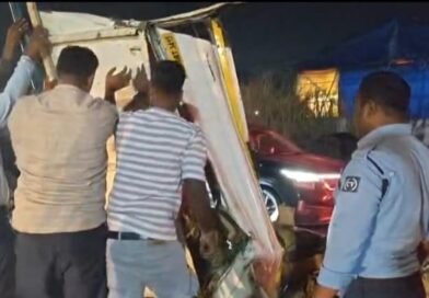 আসানসোলে ১৯ নং জাতীয় সড়কে পথ দুর্ঘটনা, নিয়ন্ত্রণ হারিয়ে পরপর চারটি গাড়িতে ধাক্কা ট্রাকের, জখম বেশ কয়েকজন