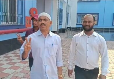 बागी टीएमसी नेता अख्तर हुसैन ने निर्दलीय पर्चा भरा