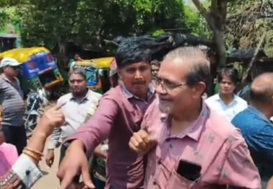 বুকিংয়ের পরেও মিলছে না সিলিন্ডার  আসানসোলে গ্যাস এজেন্সির সামনে গ্রাহকদের বিক্ষোভ