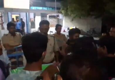 প্রাক্তন হকি খেলোয়াড় তথা রেলকর্মীর মৃত্যুতে উত্তেজনা,পথ অবরোধ ও থানা ঘেরাও করে বিক্ষোভ