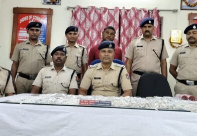 Asansol : बराचक स्टेशन से 14 किलो चांदी के गहनों के साथ एक गिरफ्तार