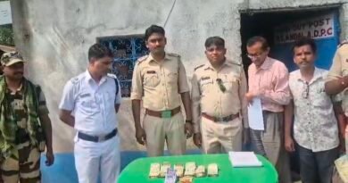 नाका जांच में डाक एजेंट से 2.73 लाख जब्त