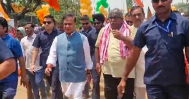 Jitendra Tiwari के लिए हिमंत बिस्व सरमा का रोड शो, कहा 4 मई से पहले सरेंडर करें गुंडे