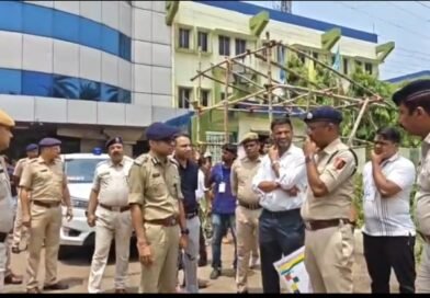 গণনা হবে ৬ টি বিধানসভার ইভিএম  ত্রিস্তরীয় নিরাপত্তা ব্যবস্থার বলয়ে আসানসোল ইঞ্জিনিয়ারিং কলেজের স্ট্রংরুম  পরিদর্শনে ডিএম ও সিপি