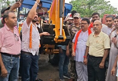 কুলটিতে বাবসাহেব ডঃ ভীমরাও আম্বেদকরের  মূর্তির শিলান্যাসে বিজেপি বিধায়ক