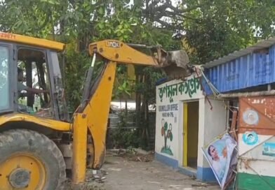 বার্নপুরে আবারও চললো সেল আইএসপির বুলডোজার  ভাঙলো তৃণমূল কাউন্সিলারের অফিস