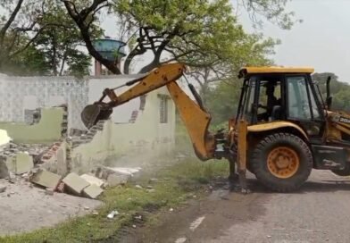 বার্নপুরে আবারও চললো সেল আইএসপির বুলডোজার  ভাঙলো আরো এক তৃণমূল কাউন্সিলারের কার্যালয়