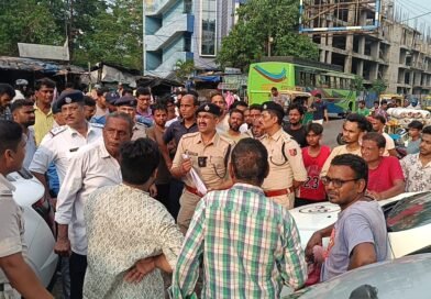 Asansol अवैध पार्किंग पर पुलिस का बड़ा एक्शन, भागा बप्पा, लच्छीपुर में कार्रवाई कब ?