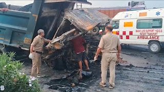 সালানপুরে ১৯ নং জাতীয় ট্রেলারের পেছনে ডাম্পারের ধাক্কা  কেবিনে আটকে আগুনে পুড়ে মৃত্যু চালকের