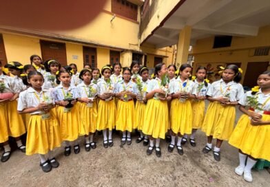 আসানসোলের স্কুলে বিশ্ব পরিবেশ দিবস পালন  ” একটি গাছ মায়ের নামে” শীর্ষক পোস্টার লেখা, প্রবন্ধ ও স্লোগান প্রতিযোগিতা