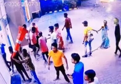 রোগীকে না ছাড়ার অভিযোগ  দুর্গাপুরের বেসরকারি হাসপাতালে ভাঙচুর, একাধিক গ্রেফতার