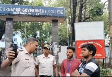 সরকারি মহাবিদ্যালয় নাকি তৃণমূলের আড্ডাখানা! অভিযোগ ঘিরে এবিভিপি ও টিএমসিপির বচসা, উত্তেজনা দুর্গাপুরে