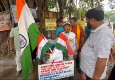 বিশ্ব শান্তির বার্তা নিয়ে সাইকেলে রাজস্থান যাত্রা দুর্গাপুরের শ্যামা প্রসাদ শর্মার