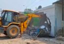 ECL-এর জমিতে অবৈধ নির্মাণ, তৃণমূল নেতা বিনোদ নোনিয়ার কথিত কার্যালয়ে বুলডোজার