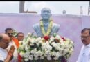 কুলটিতে ইস্পাত শিল্পের পথিকৃৎ স্যার বিরেন মুখার্জির মূর্তি উন্মোচনে মন্ত্রী ডাঃ অজয় পোদ্দার