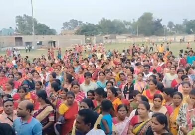 ৪২ লক্ষ টাকার প্রতারণার অভিযোগ, বিক্ষোভ স্বনির্ভর গোষ্ঠীর মহিলাদের