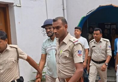 TMC नेता भोला‌ सिंह अवैध पत्थर खनन मामले में गिरफ्तार, ‌हेलमेट पहनाकर ले गई पुलिस