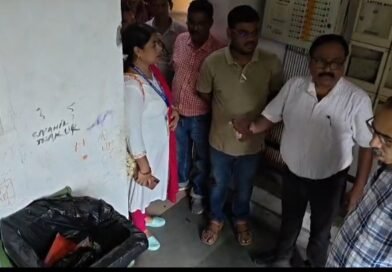 পরিষ্কার পরিচ্ছন্ন ও সাফাইয়ে জোর  আসানসোলের আবাসনে সচেতনতার প্রচারে পুর ইঞ্জিনিয়ার ও কর্মীরা