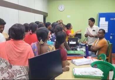 অন্নপূর্ণা যোজনার টাকা না পাওয়ার অভিযোগ  লাউদোহায় প্রধানকে ঘিরে ডিম বৃষ্টি ও বিক্ষোভ, উত্তেজনা