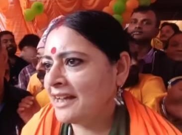 কন্ঠস্বরের নমুনা দেওয়া নিয়ে অভিষেক বন্দোপাধ্যায়কে কটাক্ষ অগ্নিমিত্রা পালের “কেউ আইনের উর্ধ্বে নয়”