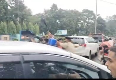 দুর্গাপুরে আবারও তৃণমূল সাংসদ দোলা সেনকে কালো পতাকা বিজেপির, উত্তেজনা