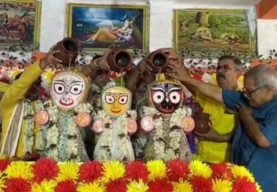 ১০২ বছর ধরে চলে আসছে এই ব্যতিক্রমী নিয়ম  ১৫ নয়, কুলটির বরাকরের মন্দিরে রথযাত্রার ১ দিন আগে হয় জগন্নাথদেবের স্নানযাত্রা
