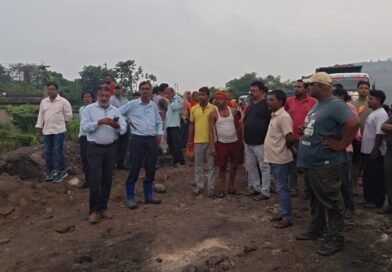 অতিরিক্ত ব্লাস্টিংয়ের জেরে ধস সালানপুরে  ইসিএলের কয়লা পরিবহনের রাস্তা অবরোধ, বিক্ষোভ বাসিন্দাদের